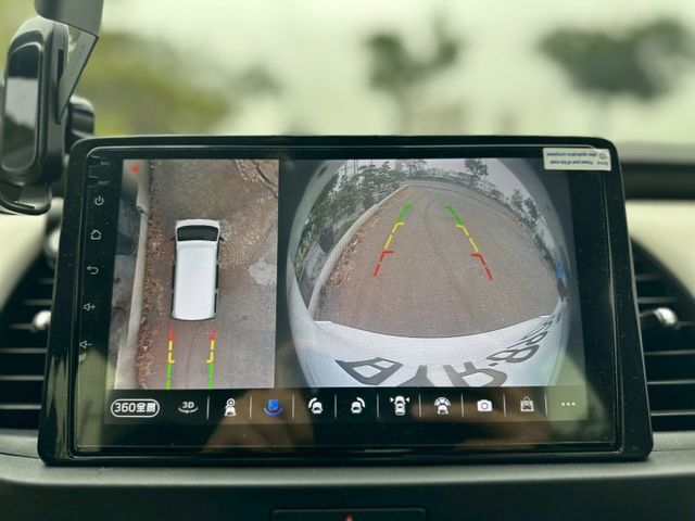 原版件、360環景、盲點、摸門、免鑰匙、ACC跟車、車道偏移  第12張相片