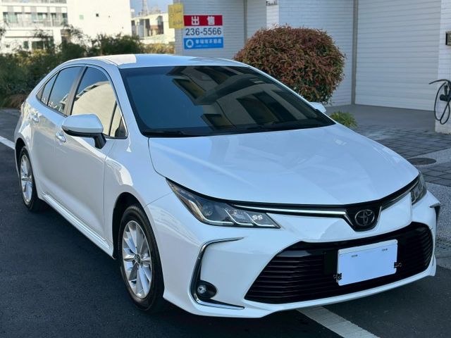 原版件、ACC跟車、恆溫、車道偏移、一手車、保固2年/5萬公里  第4張相片