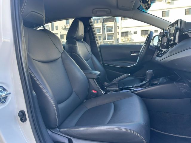 原版件、ACC跟車、恆溫、車道偏移、一手車、保固2年/5萬公里  第13張相片