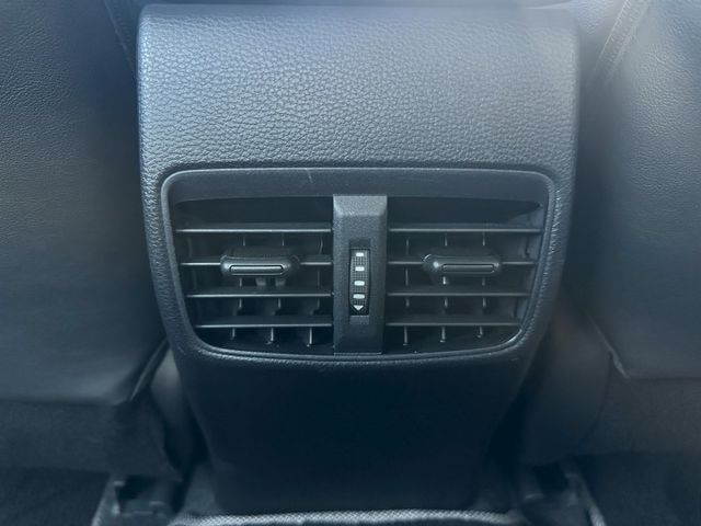 原版件、ACC跟車、恆溫、車道偏移、一手車、保固2年/5萬公里  第15張相片