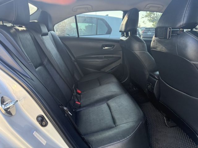 免鑰匙啟動、摸門、恆溫、倒車顯影、ACC跟車、車道偏移  第11張相片