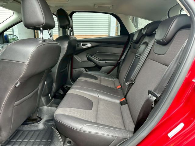 LED頭燈、天窗、保固一年/2萬公里  第15張相片