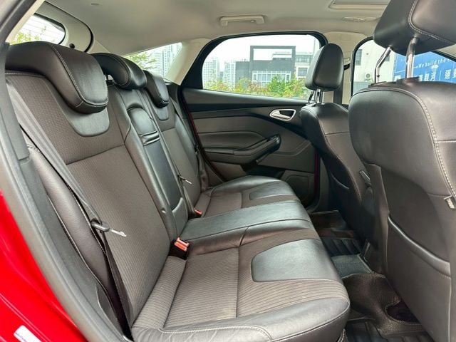 LED頭燈、天窗、保固一年/2萬公里  第16張相片