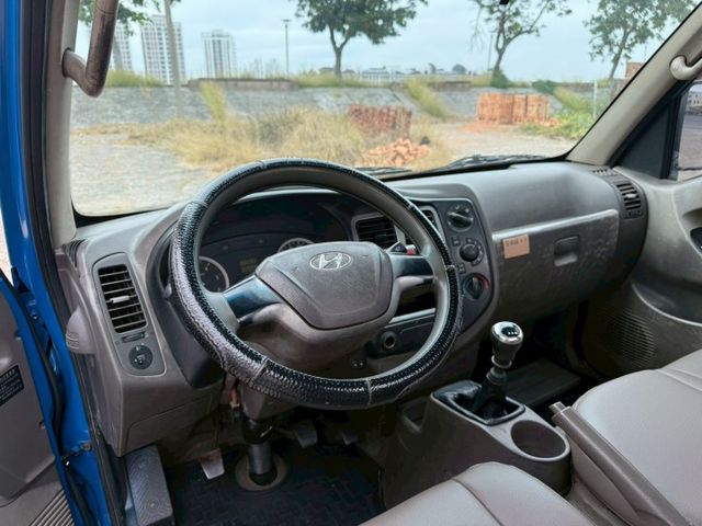 3.25頓、6速手排變速箱、2片式加大升降尾門  第10張相片