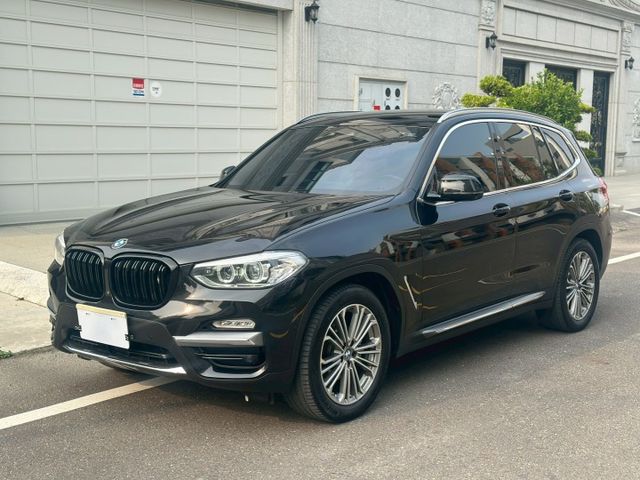 原版件、30i、ACC跟車、LUX、4輪傳動、電尾門、360環景、盲點、電動椅、電動椅、摸門、免鑰匙啟動  第1張相片