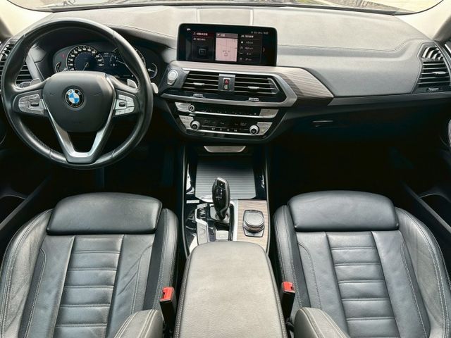 原版件、30i、ACC跟車、LUX、4輪傳動、電尾門、360環景、盲點、電動椅、電動椅、摸門、免鑰匙啟動  第8張相片