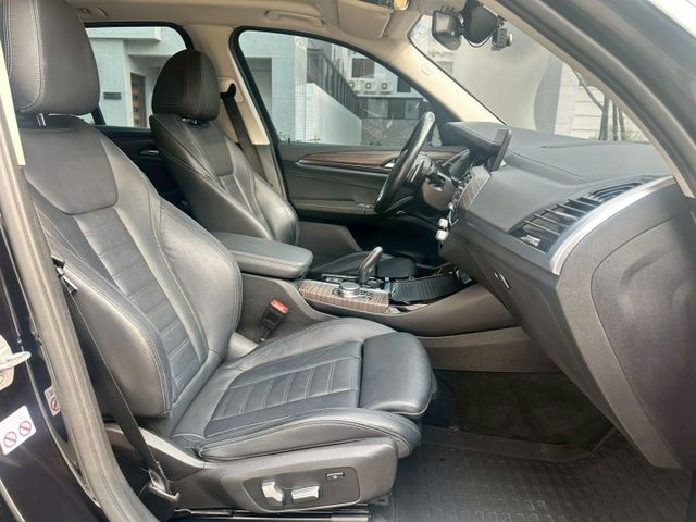 原版件、30i、ACC跟車、LUX、4輪傳動、電尾門、360環景、盲點、電動椅、電動椅、摸門、免鑰匙啟動  第14張相片