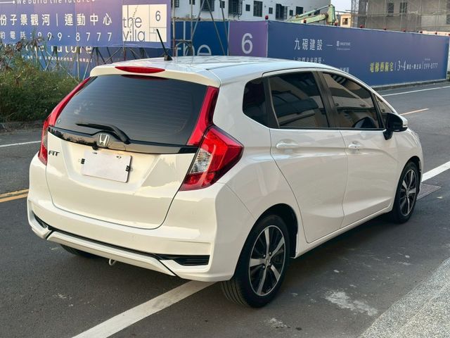 S版、免鑰匙、恆溫空調、定速、雷達、一手車原廠保養、剛做完原廠大保養(附工單)  第6張相片