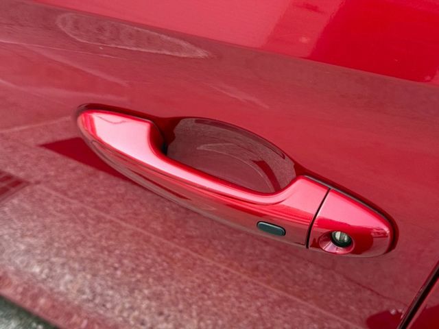 一手車、S版、免鑰匙啟動、摸門、定速、安卓機  第8張相片