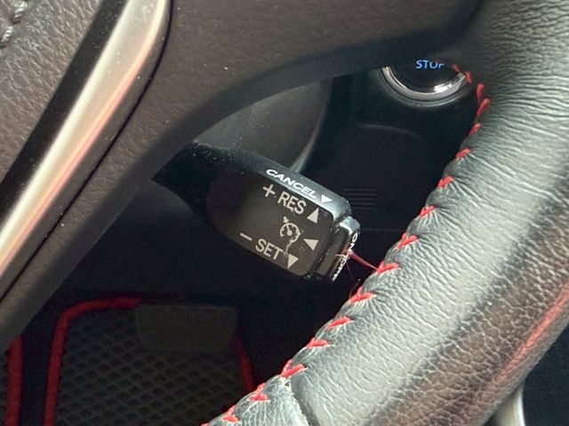 一手車、S版、免鑰匙啟動、摸門、定速、安卓機  第12張相片