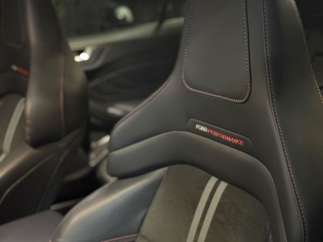 ST、原版件、液晶儀表、全景天窗、360環景、盲點、電尾門、電動椅  第15張相片