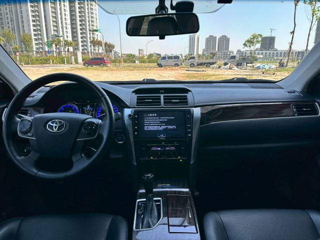 摸門、免鑰匙、電動椅、LED頭燈、方向盤快控、定速、後座出風口  第8張相片