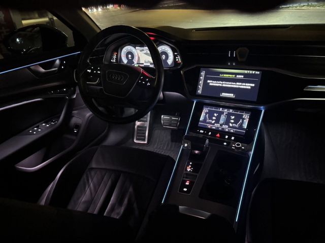 原廠保固中、全數位座艙、彩色環艙氣氛燈、LED尾燈、電動座椅、ACC跟車、電動尾門、盲點  第10張相片