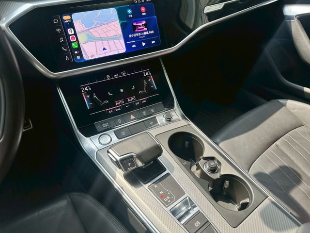 原廠保固中、全數位座艙、彩色環艙氣氛燈、LED尾燈、電動座椅、ACC跟車、電動尾門、盲點  第14張相片