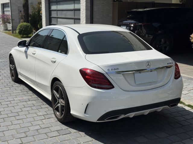 AMG、原版件、LED頭燈、一手車、電動記憶座椅、天窗、平把方向盤、AMG套件  第4張相片