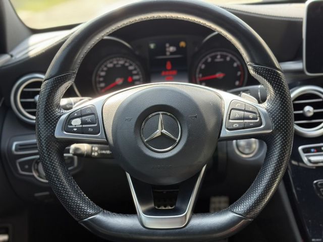 AMG、原版件、LED頭燈、一手車、電動記憶座椅、天窗、平把方向盤、AMG套件  第7張相片