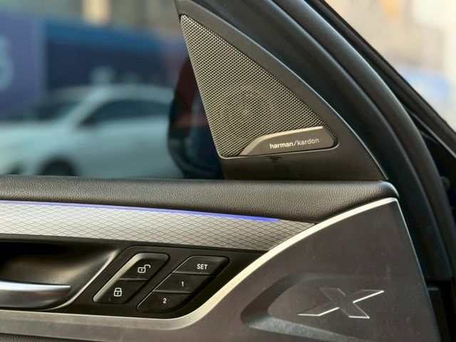 30i、M版、HUD抬頭、HK音響、盲點、電尾門、360環景、ACC跟車、LED頭燈、電動椅  第13張相片