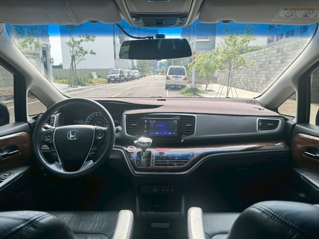 APEX版本、天窗、LED頭燈、盲點、電動椅、免鑰匙、摸門、雙電滑門  第9張相片