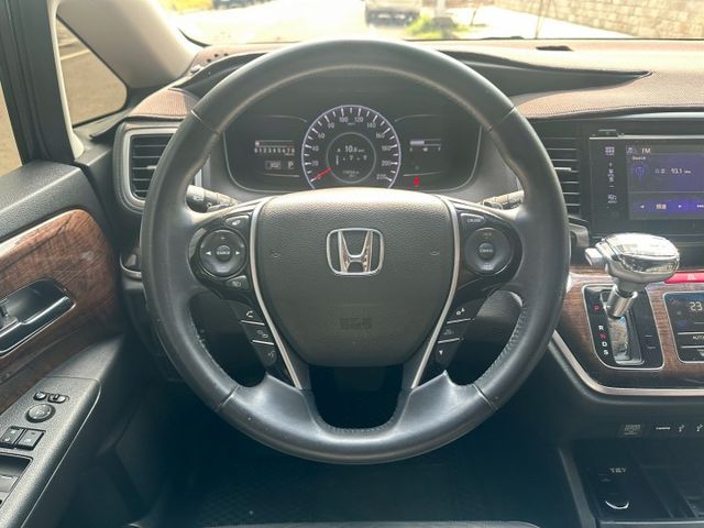 APEX版本、天窗、LED頭燈、盲點、電動椅、免鑰匙、摸門、雙電滑門  第11張相片