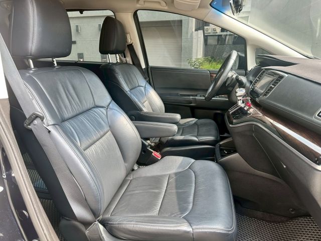 APEX版本、天窗、LED頭燈、盲點、電動椅、免鑰匙、摸門、雙電滑門  第18張相片