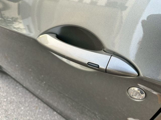 電尾門、免鑰匙、摸門、恆溫、保固1年/2萬公里  第13張相片