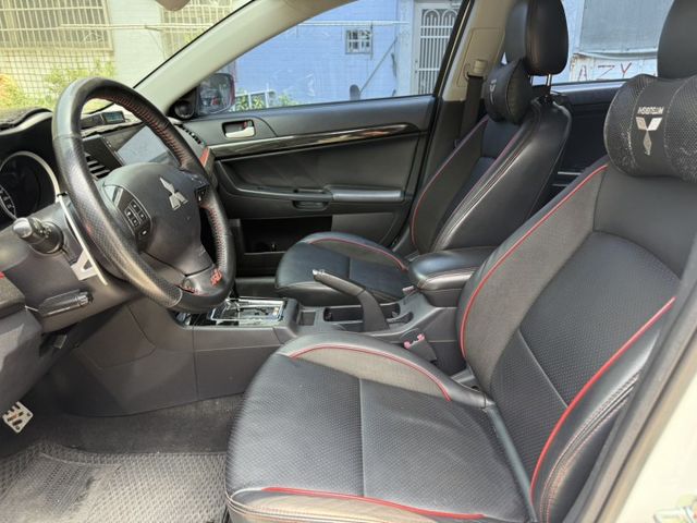 原版件、鯊魚頭、大尾翼、安卓機、輪框、排氣管  第6張相片