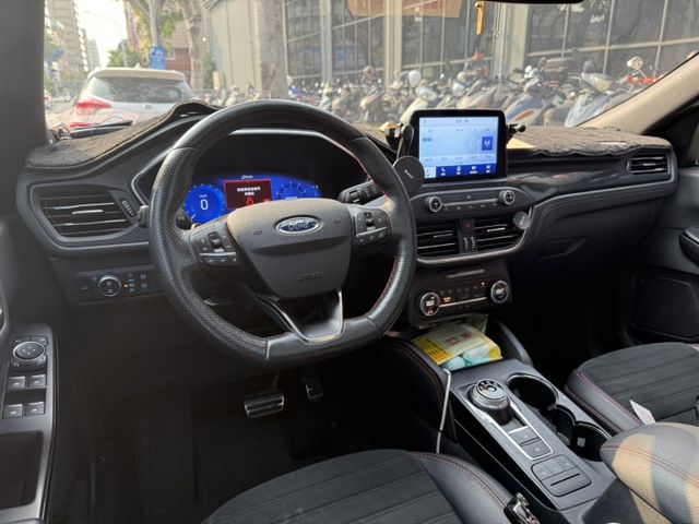 原版件、4WD、ST-LINE、360環景、全景天窗、BO音響、電動椅、電尾門、盲點  第6張相片