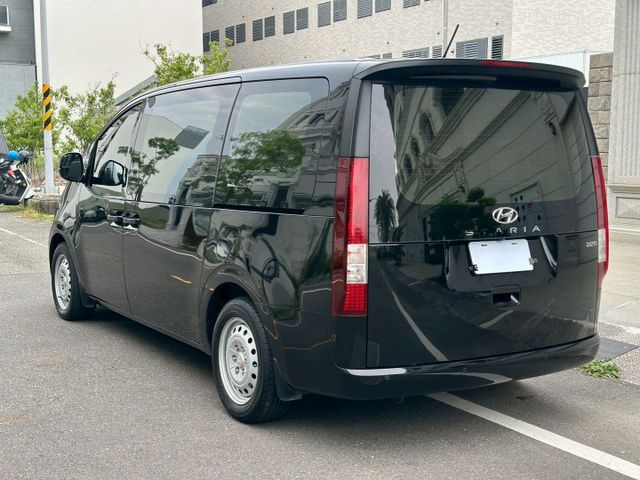 原版件、GLD-B、雙電滑門、ACC跟車  第5張相片