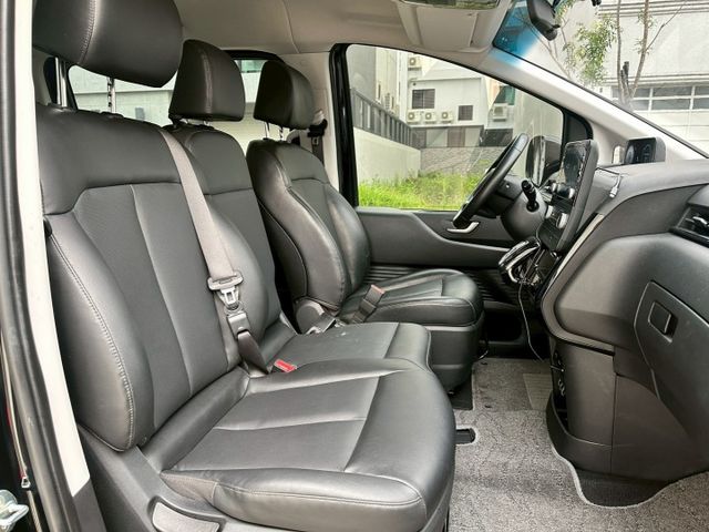 原版件、GLD-B、雙電滑門、ACC跟車  第13張相片