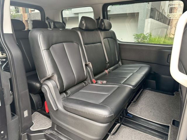 原版件、GLD-B、雙電滑門、ACC跟車  第16張相片