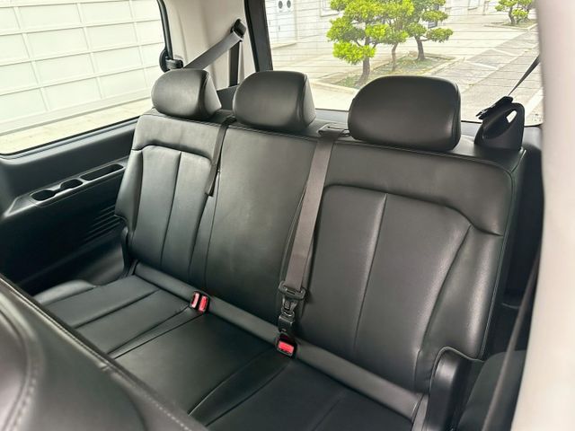 原版件、GLD-B、雙電滑門、ACC跟車  第17張相片