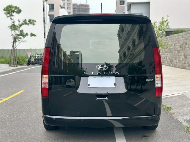 原版件、GLD-B、雙電滑門、ACC跟車  第20張相片