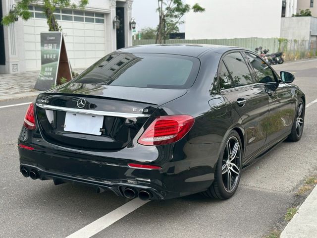 E43、原版件、KN高流量 直通當派+VVS中尾含閥門、808正AMG碳纖維方向盤、渦輪出風口+旋轉高音、刷63儀錶  第5張相片