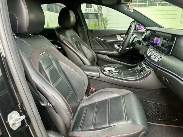 E43、原版件、KN高流量 直通當派+VVS中尾含閥門、808正AMG碳纖維方向盤、渦輪出風口+旋轉高音、刷63儀錶  第17張相片