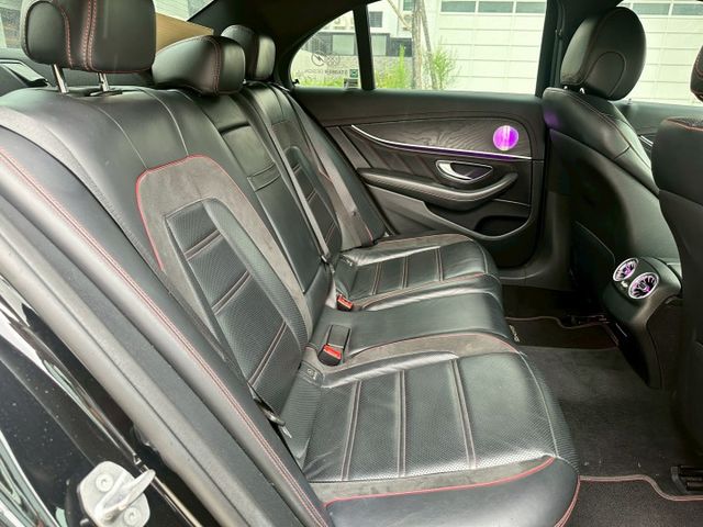 E43、原版件、KN高流量 直通當派+VVS中尾含閥門、808正AMG碳纖維方向盤、渦輪出風口+旋轉高音、刷63儀錶  第19張相片