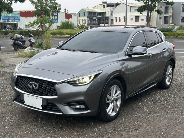 風尚版、原版件、ACC跟車、全景天窗 360環景、免鑰匙啟動、摸門、電動椅、LED頭燈  第2張相片