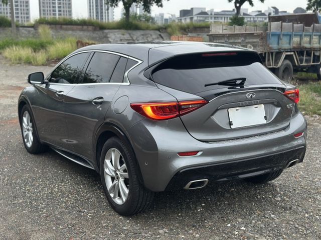 風尚版、原版件、ACC跟車、全景天窗 360環景、免鑰匙啟動、摸門、電動椅、LED頭燈  第7張相片