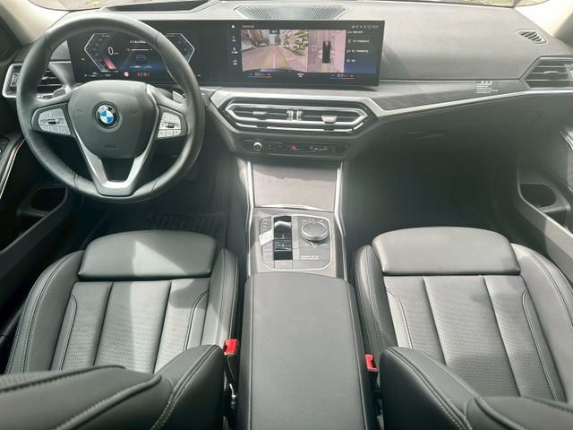 iD8、5AU、抬頭顯示、一手車、原廠保固中、氣氛燈、電尾門、360環景、盲點  第8張相片