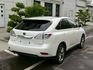 全景天窗、電動椅、冷熱通風椅、LED頭燈、抬頭顯示器、電尾門、摸門、免鑰匙、  第6張縮圖