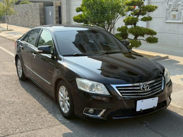 免鑰匙啟動、摸門、恆溫、定速、電動椅、車況漂亮、氣氛燈、安卓機  第4張相片