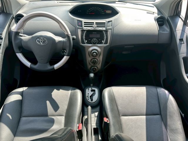 YARIS  第8張相片