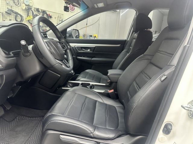 VTi-S、ACC跟車、車道偏移、免鑰匙啟動、摸門、LED頭燈  第5張相片