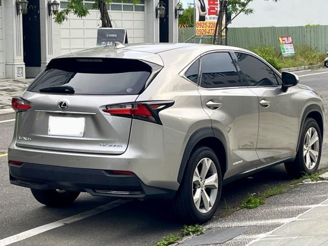 原版件、可找4本、車輛狀況良好、電池保固中、跑長途、冷熱通風椅、電尾門、電動椅、摸門、免鑰匙  第5張相片