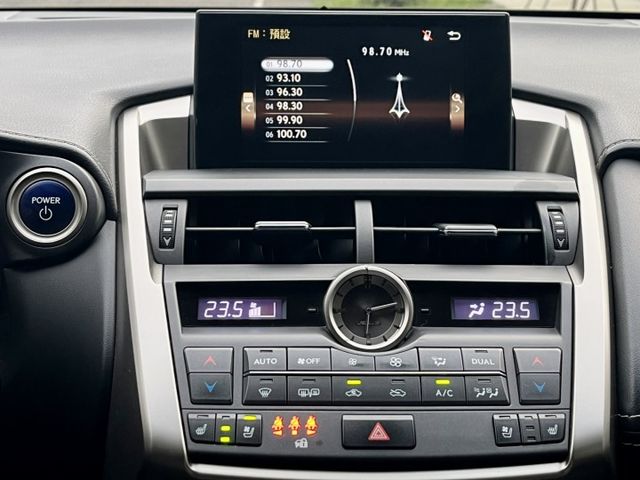 原版件、可找4本、車輛狀況良好、電池保固中、跑長途、冷熱通風椅、電尾門、電動椅、摸門、免鑰匙  第10張相片