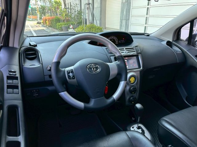 YARIS  第8張相片