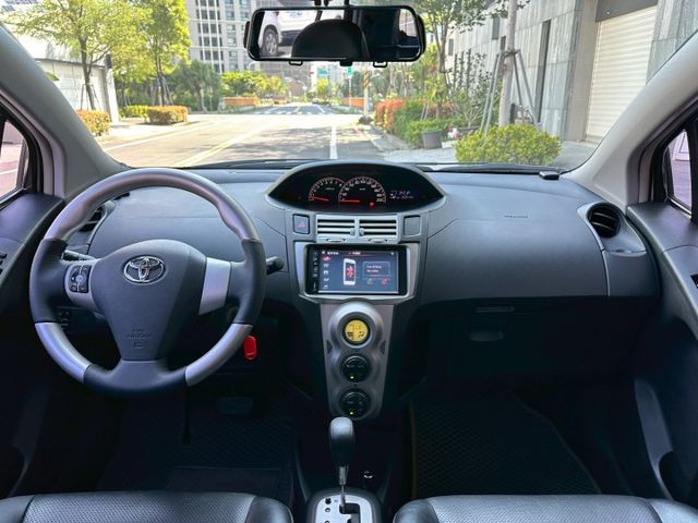 YARIS  第9張相片