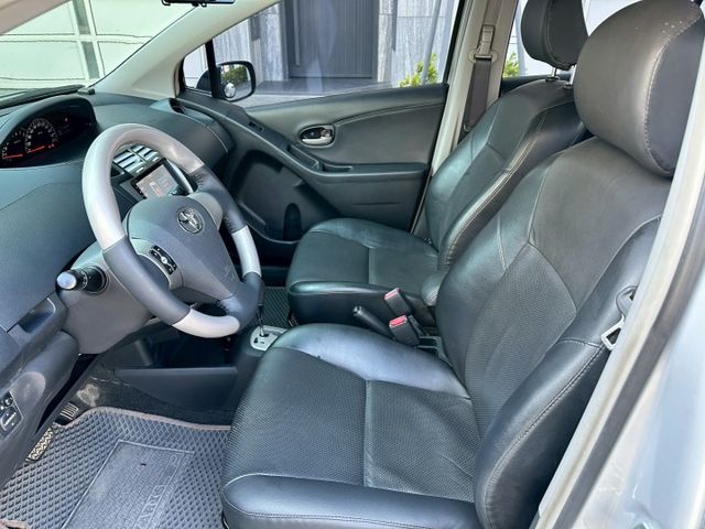 YARIS  第12張相片