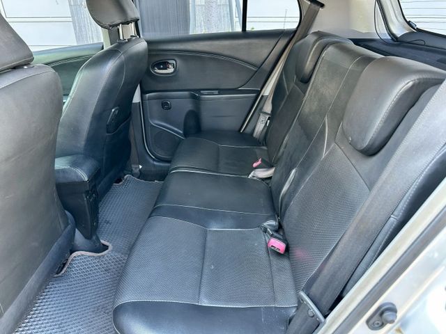 YARIS  第14張相片