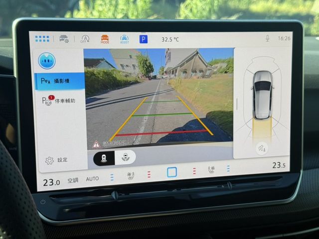 原版件、特式版、HK音響、抬顯、通風電動椅、360環景、ACC跟車、盲點  第8張相片