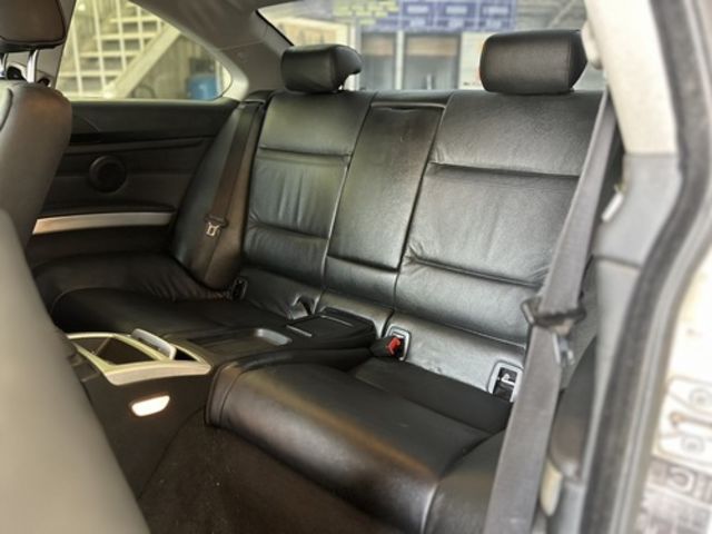 BMW寶馬 325I  第6張相片